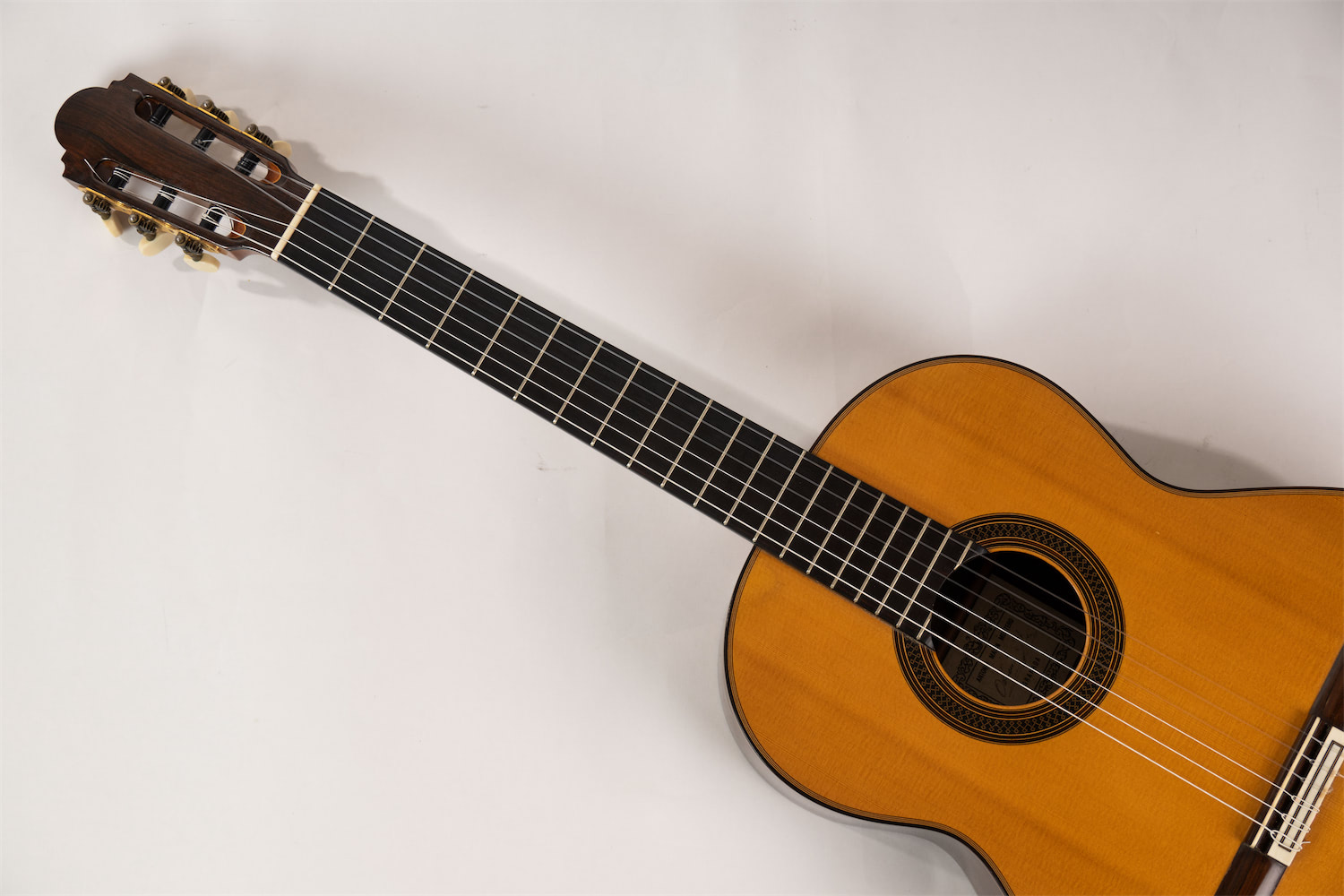 Gitarre von oben gesehen