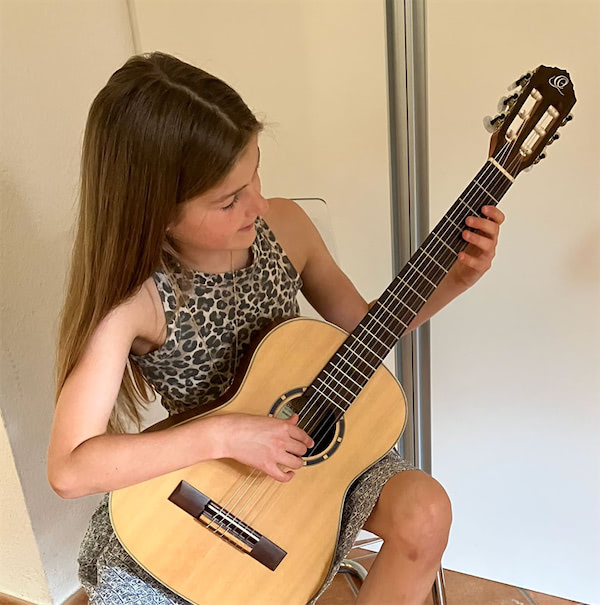 Gitarrenschülerin Luisa A. 